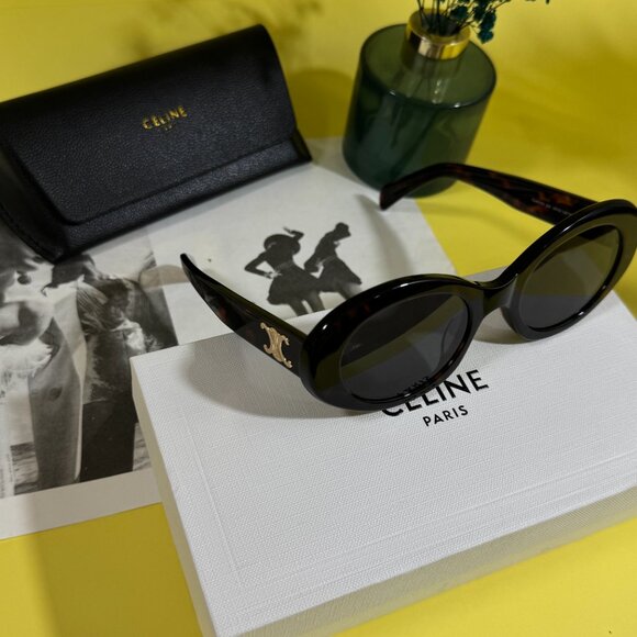 Celine Brown and Black Sunglasses Oversized Square Design - Picture 8 of 9